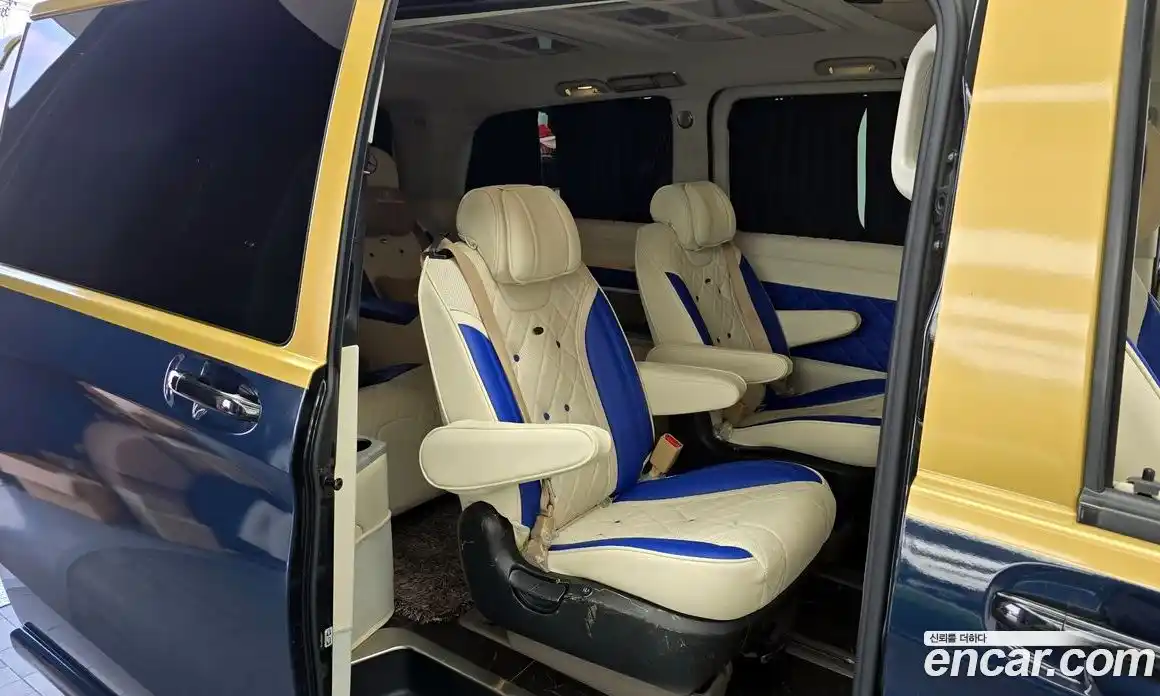 Mercedes-Benz V-Class 2016 2.0 Автомат в Москве № 195548, фото 12