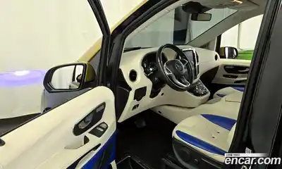 Mercedes-Benz V-Class 2016 2.0 Автомат в Москве № 195548, миниатюра 10