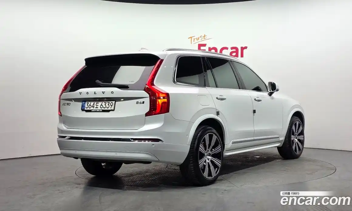 Volvo XC90 2023 2.0 Автомат в Москве № 196934, фото 13