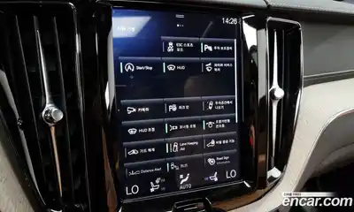 Volvo XC60 2019 2.0 Автомат в Москве № 197034, миниатюра 4