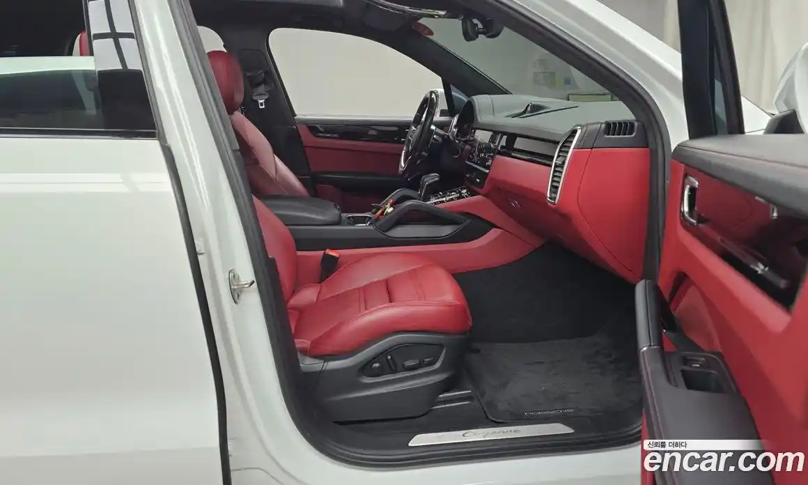 Porsche Cayenne 2022 3.0 Автомат в Москве № 197449, фото 12