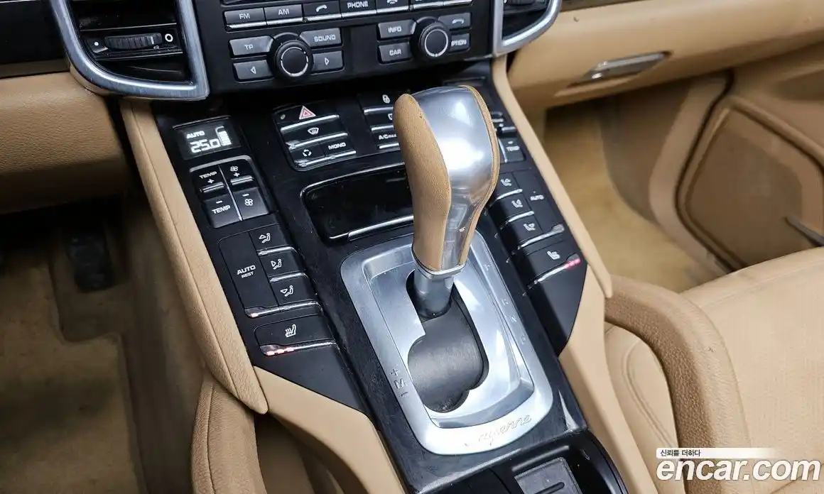 Porsche Cayenne 2012 3.6 Автомат в Москве № 197597, фото 14