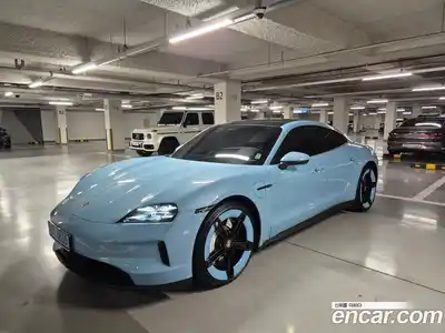 Porsche Taycan 2025 0.1 Автомат в Москве № 197767, миниатюра 2