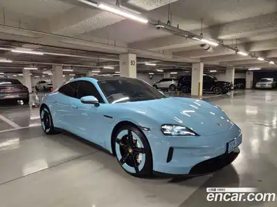 Porsche Taycan 2025 0.1 Автомат в Москве № 197767, миниатюра 3