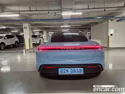 Porsche Taycan 2025 0.1 Автомат в Москве № 197767, миниатюра 6