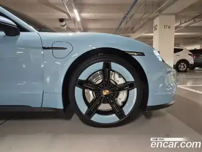 Porsche Taycan 2025 0.1 Автомат в Москве № 197767, миниатюра 7