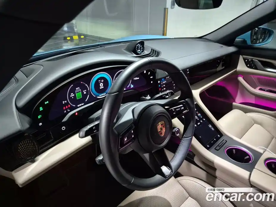 Porsche Taycan 2025 0.1 Автомат в Москве № 197767, фото 9