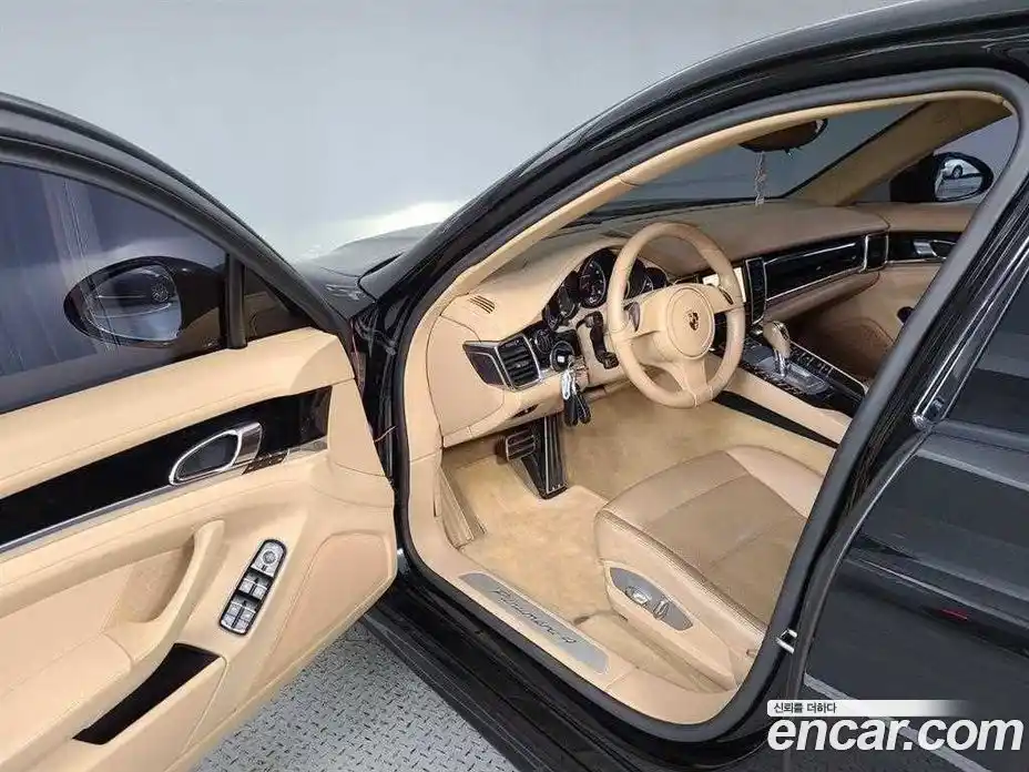 Porsche Panamera 2012 3.6 Автомат в Москве № 197968, фото 16