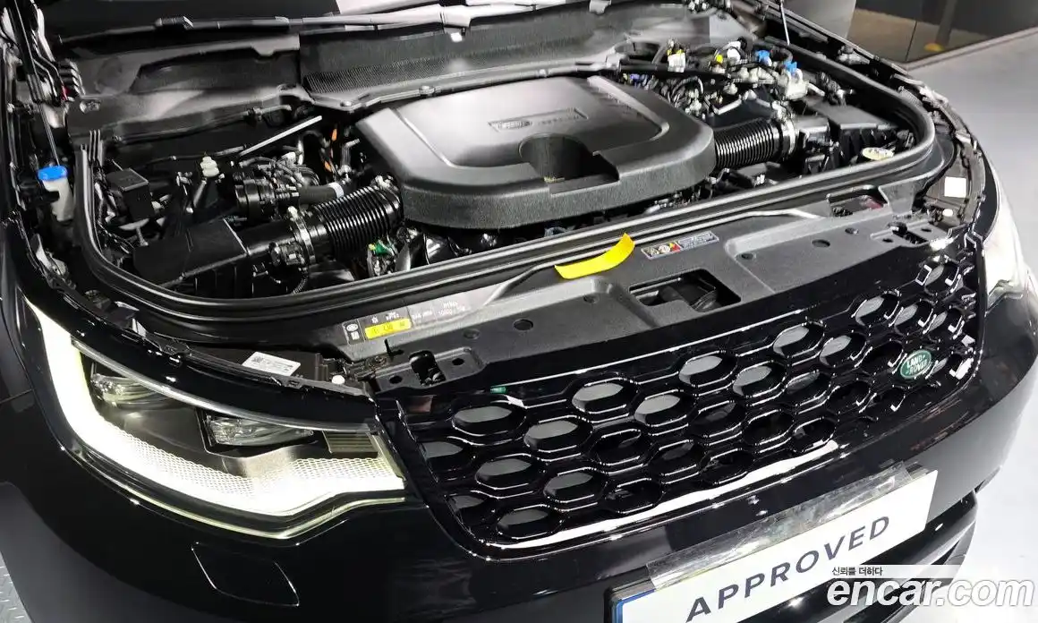 Land Rover Discovery 2025 3.0 Автомат в Москве № 198065, фото 1