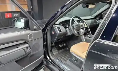 Land Rover Discovery 2025 3.0 Автомат в Москве № 198065, миниатюра 12