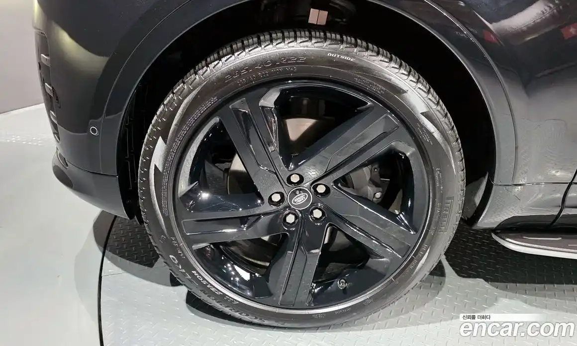 Land Rover Discovery 2025 3.0 Автомат в Москве № 198065, фото 18