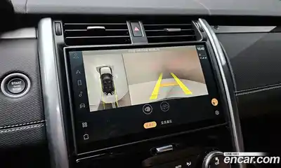 Land Rover Discovery 2025 3.0 Автомат в Москве № 198065, миниатюра 4