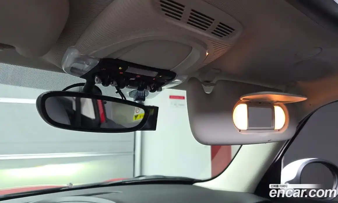 Mini Cooper 2016 1.5 Автомат в Москве № 198385, фото 19