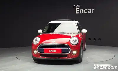 Mini Cooper 2016 1.5 Автомат в Москве № 198385, миниатюра 3