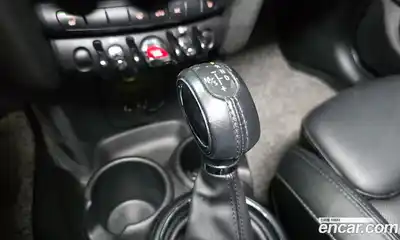 Mini Cooper 2016 1.5 Автомат в Москве № 198385, миниатюра 9