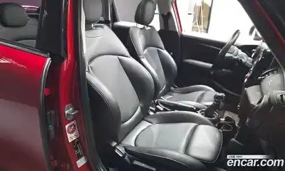 Mini Cooper 2016 1.5 Автомат в Москве № 198385, миниатюра 10