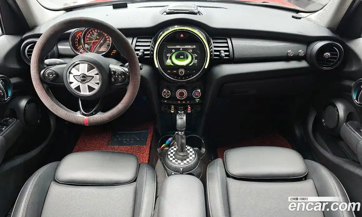 Mini Cooper 2015 1.5 Автомат в Москве № 198499, фото 7