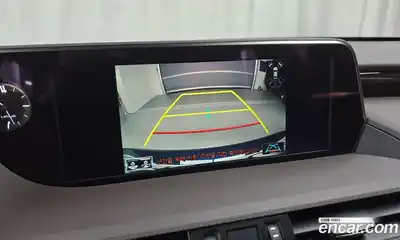 Lexus ES 2019 2.5 Автомат в Москве № 198868, миниатюра 11