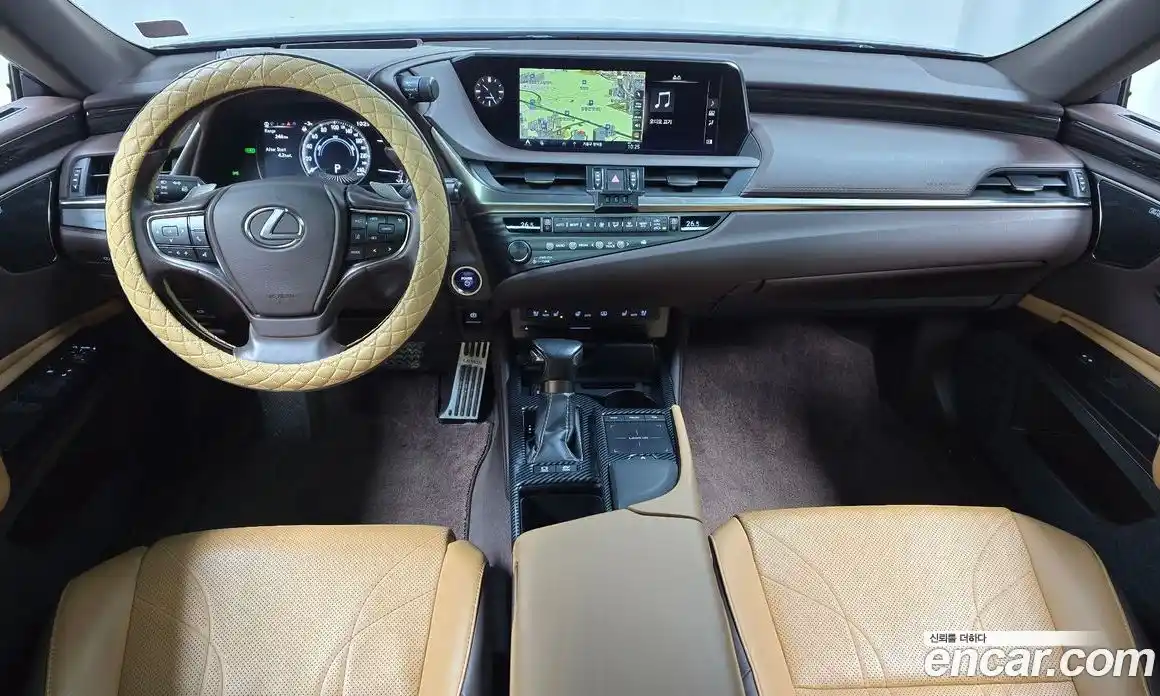 Lexus ES 2019 2.5 Автомат в Москве № 198868, фото 16