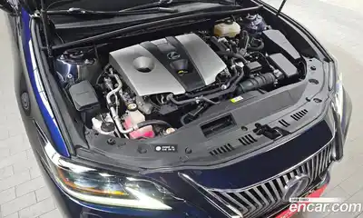 Lexus ES 2019 2.5 Автомат в Москве № 198868, миниатюра 4