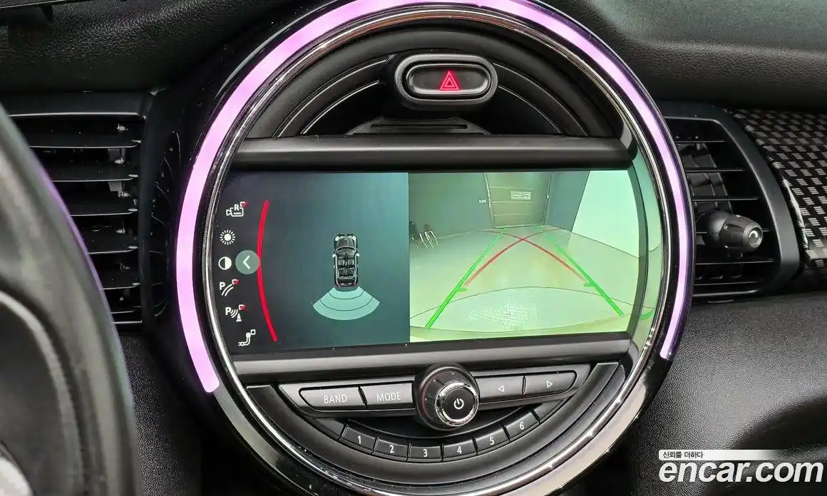 Mini Cooper Convertible 2017 2.0 Автомат в Москве № 199930, фото 17