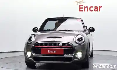 Mini Cooper Convertible 2017 2.0 Автомат в Москве № 199930, миниатюра 3