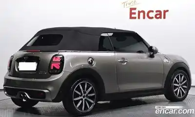 Mini Cooper Convertible 2017 2.0 Автомат в Москве № 199930, миниатюра 4