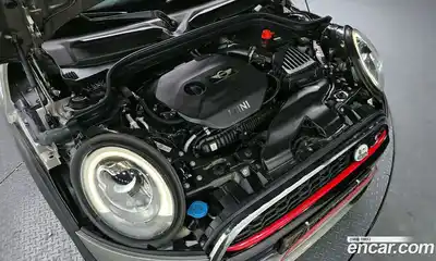 Mini Cooper Convertible 2017 2.0 Автомат в Москве № 199930, миниатюра 6