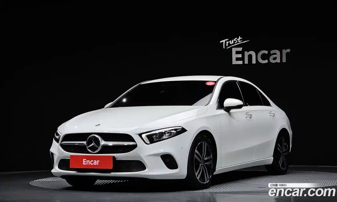 Mercedes-Benz A-Class 2021 2.0 Автомат в Москве № 206328, фото 7