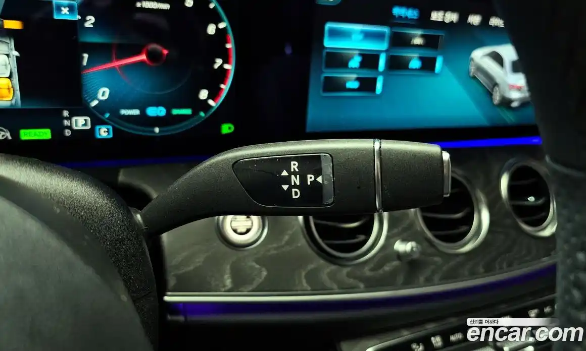 Mercedes-Benz E-Class 2023 2.0 Автомат в Москве № 206352, фото 18