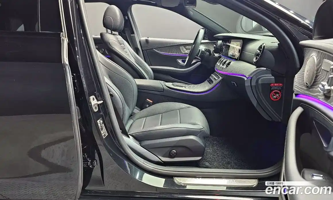 Mercedes-Benz E-Class 2023 2.0 Автомат в Москве № 206352, фото 5