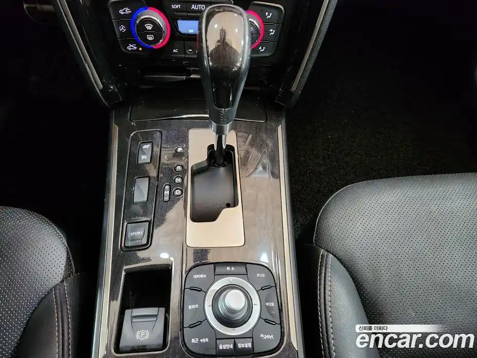 Renault SM7 2016 2.5 Автомат в Москве № 210077, фото 13