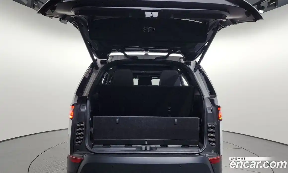 Land Rover Discovery 2018 3.0 Автомат в Москве № 213506, фото 20