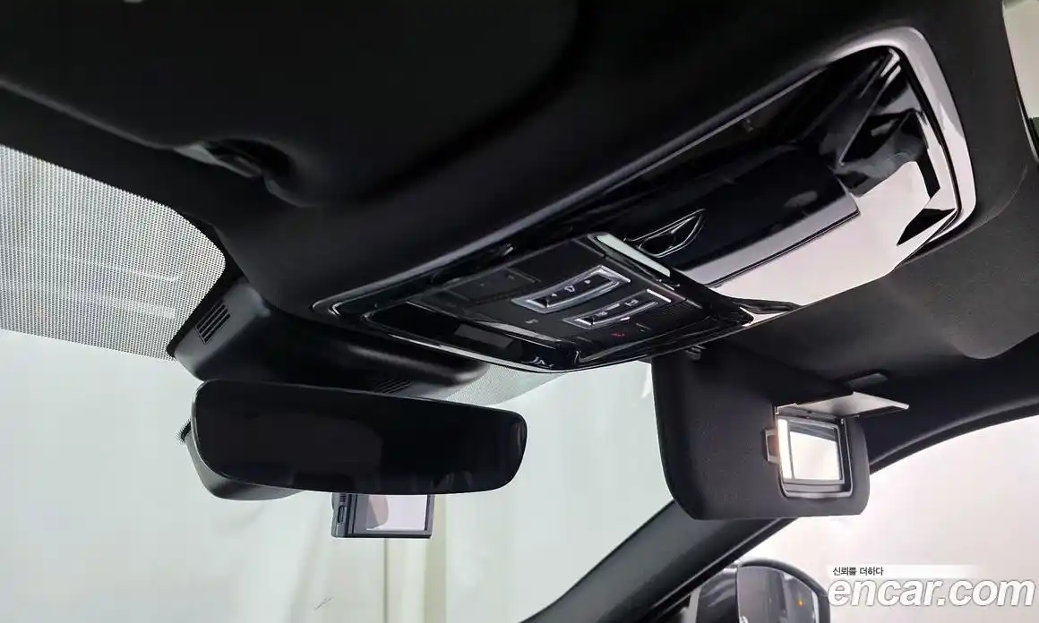 Land Rover Range-Rover Velar 2018 2.0 Автомат в Москве № 213647, фото 4