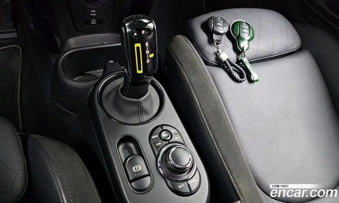 Mini Cooper 2024 Автомат в Москве № 214270, фото 20