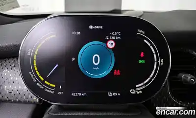 Mini Cooper 2024 Автомат в Москве № 214270, миниатюра 2