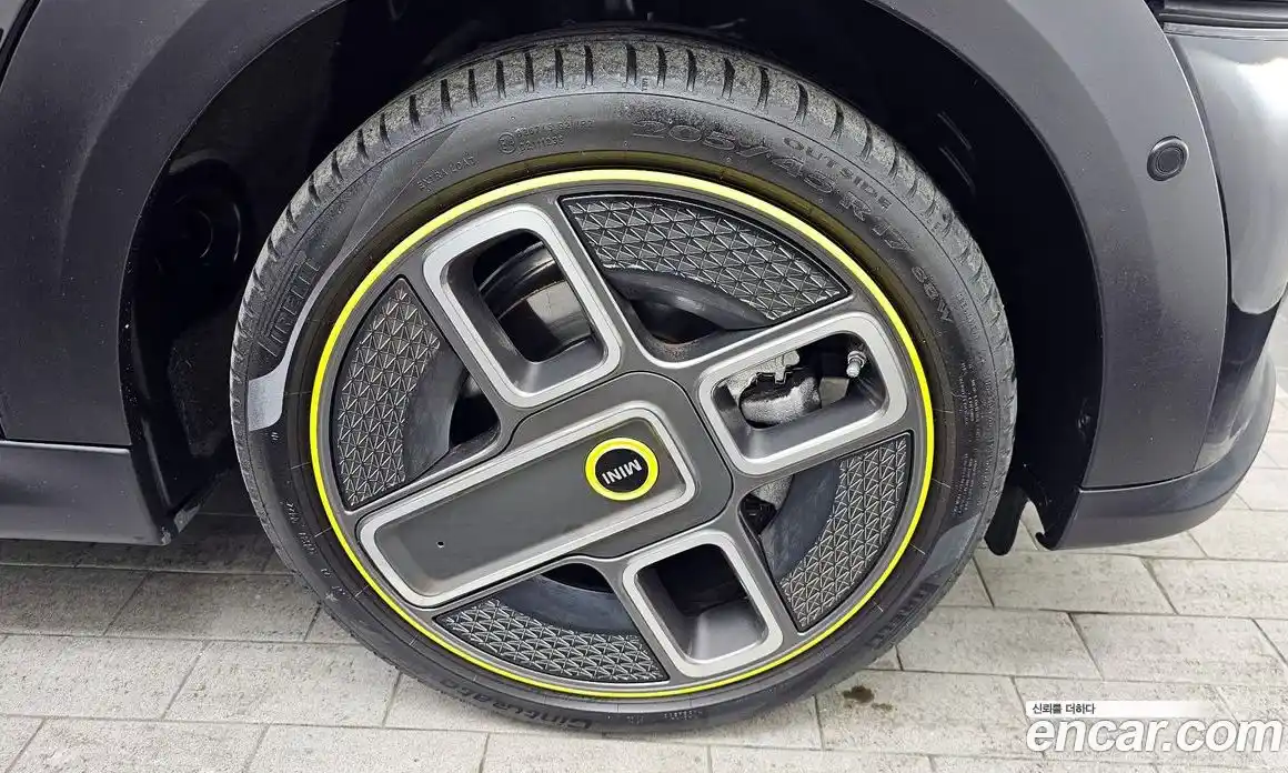 Mini Cooper 2024 Автомат в Москве № 214270, фото 4