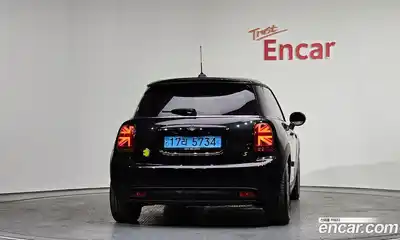 Mini Cooper 2024 Автомат в Москве № 214270, миниатюра 6