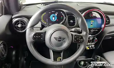 Mini Cooper 2024 Автомат в Москве № 214270, миниатюра 8