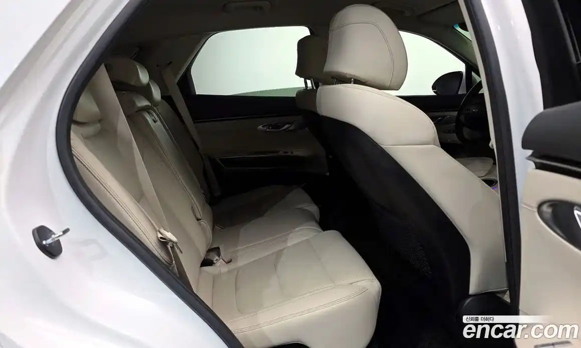 Genesis GV70 2022 2.5 Автомат в Москве № 21430, фото 13