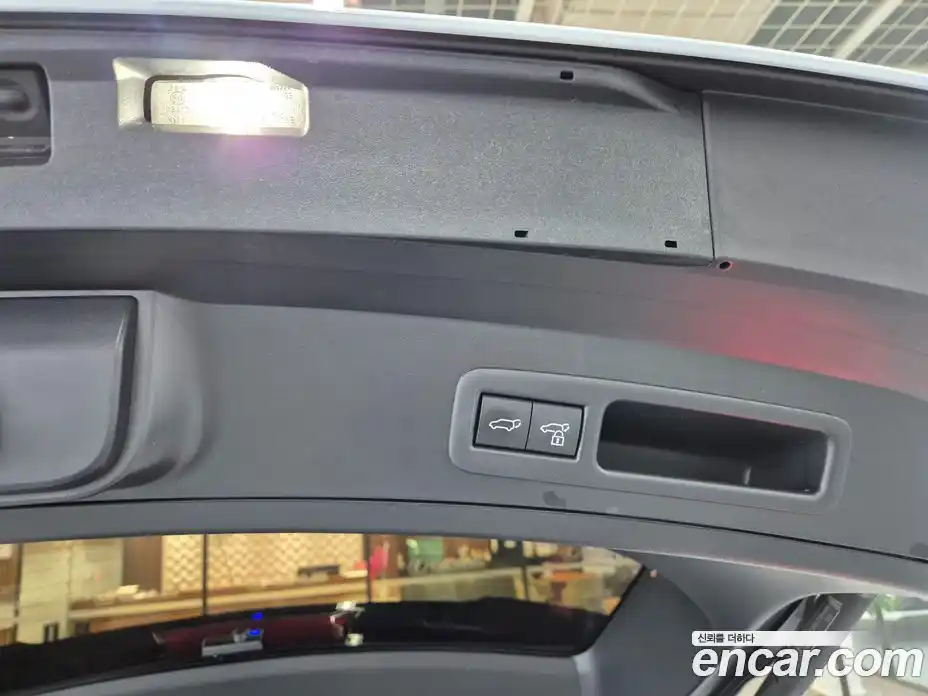 Lexus UX 2025 2.0 Вариатор в Москве № 214756, фото 20