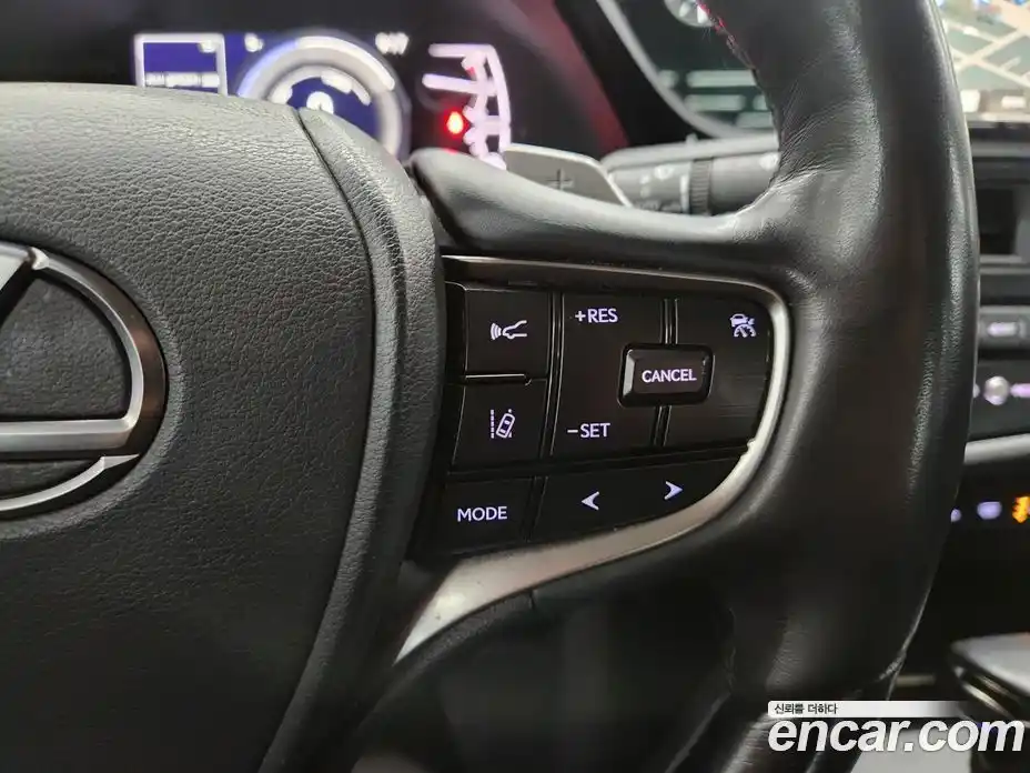 Lexus ES 2023 2.5 Вариатор в Москве № 214809, фото 18