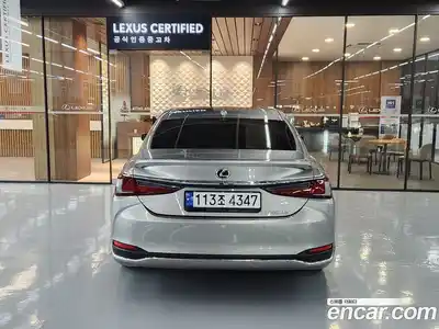 Lexus ES 2023 2.5 Вариатор в Москве № 214809, миниатюра 4