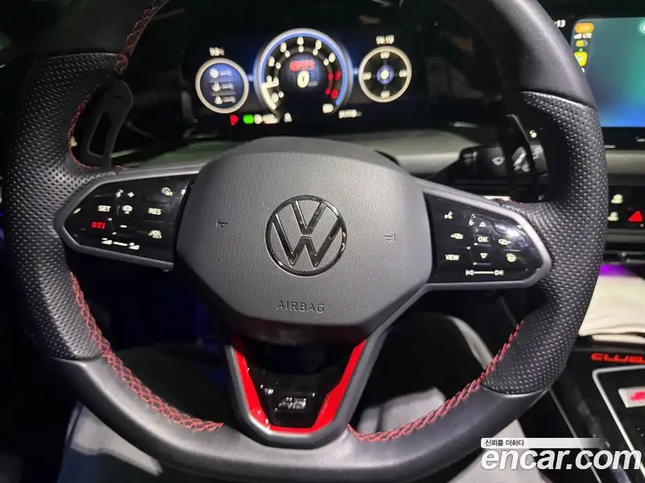 Volkswagen Golf 2023 2.0 Автомат в Москве № 214881, фото 9