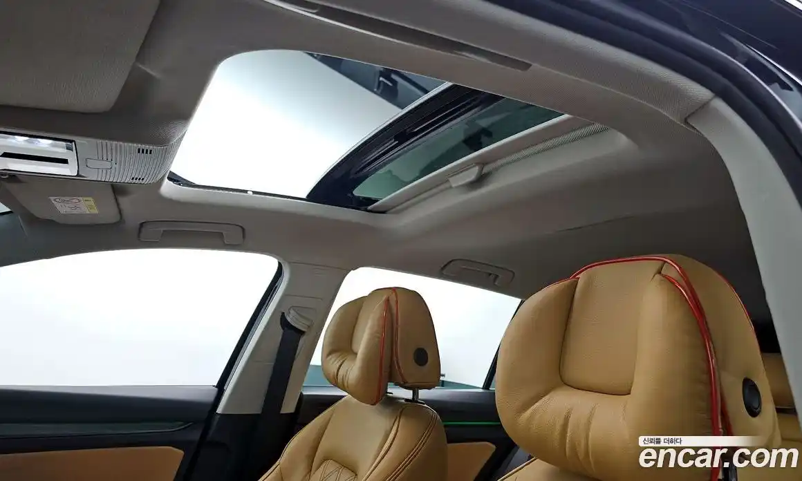 Volkswagen Golf 2022 2.0 Автомат в Москве № 215245, фото 18