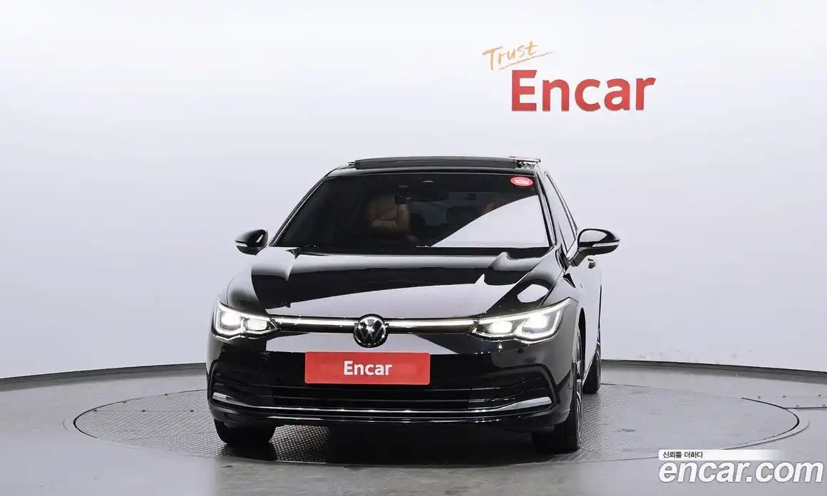 Volkswagen Golf 2022 2.0 Автомат в Москве № 215245, фото 3