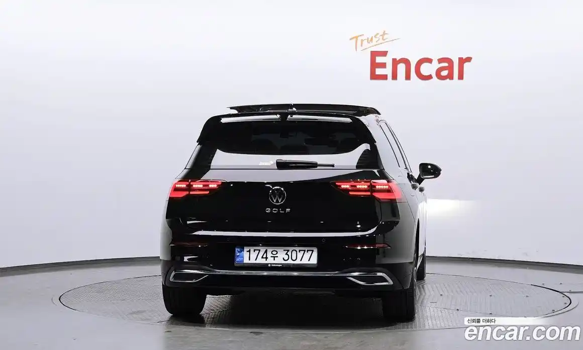 Volkswagen Golf 2022 2.0 Автомат в Москве № 215245, фото 4