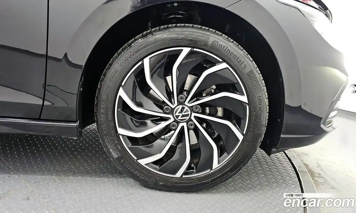 Volkswagen Golf 2022 2.0 Автомат в Москве № 215245, фото 5