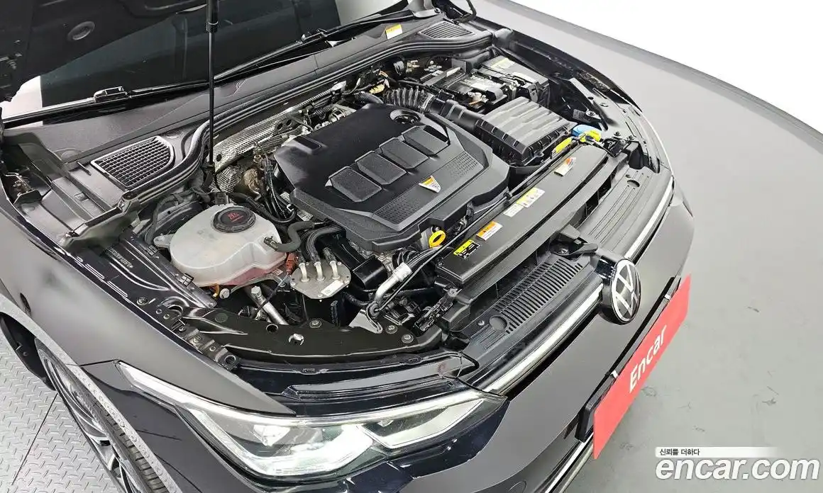 Volkswagen Golf 2022 2.0 Автомат в Москве № 215245, фото 6