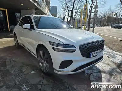 Genesis GV70, 2025